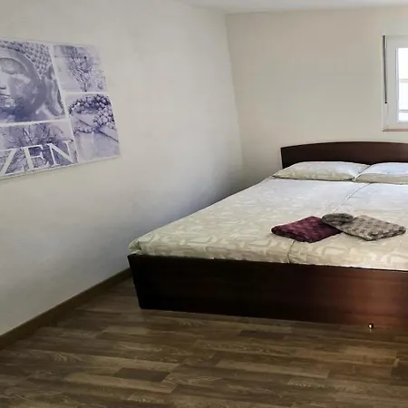 Casa Roja 2 - Quiet Resort, Central, Parking Apartment Tias